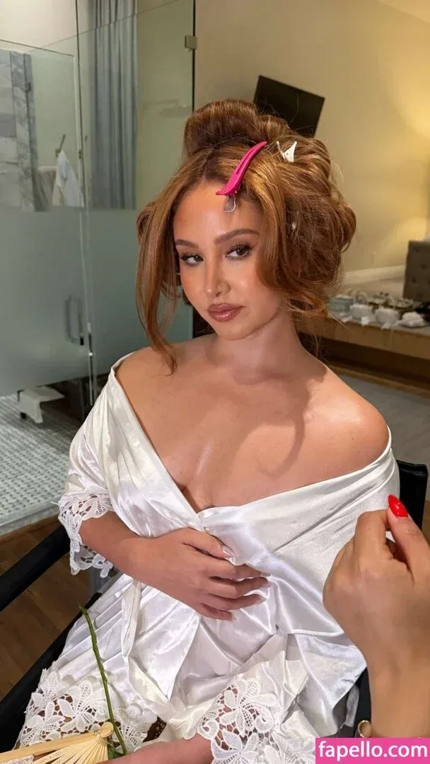 Catherine Mcbroom Onlyfans Photo Gallery 