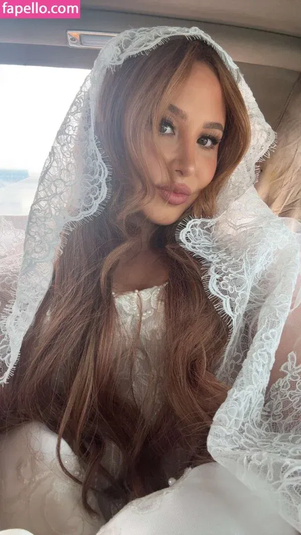 Catherine Mcbroom Onlyfans Photo Gallery 