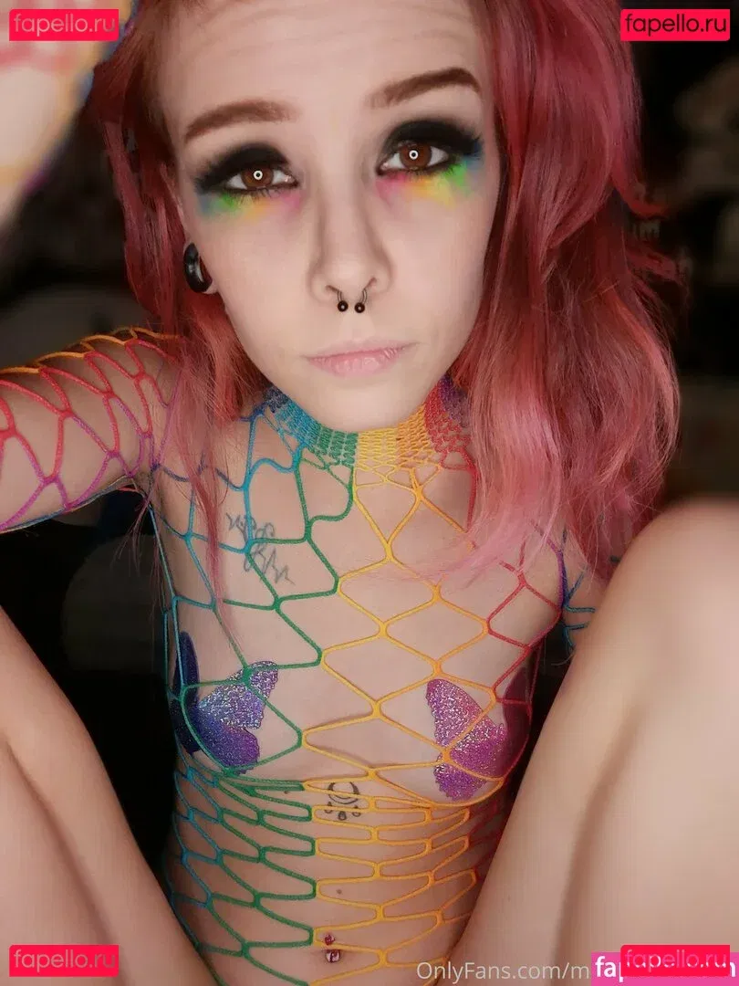 modernmorticia Onlyfans Photo Gallery 