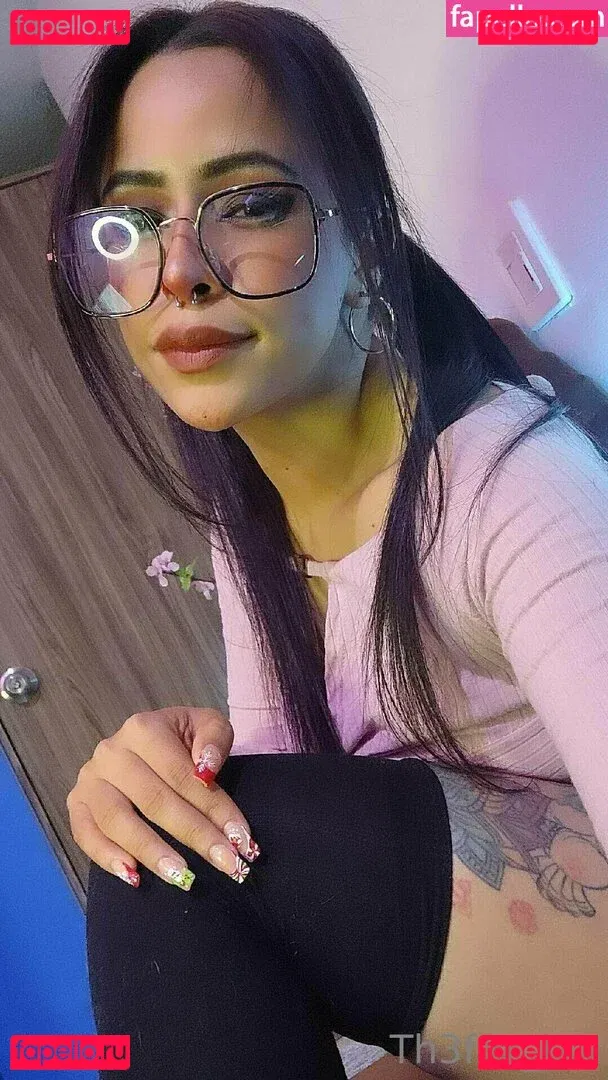 th3fox_lau Onlyfans Photo Gallery 