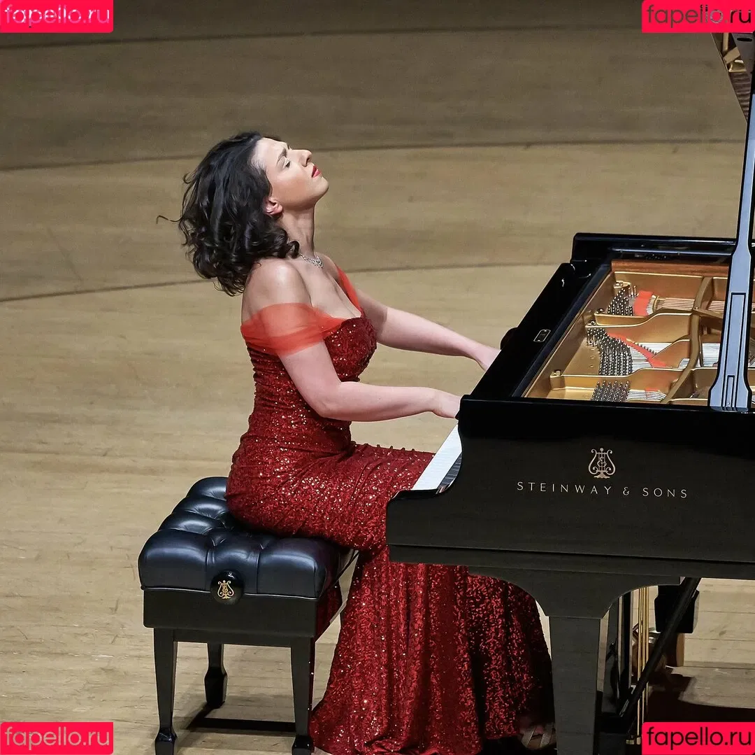 Khatia Buniatishvili Onlyfans Photo Gallery 