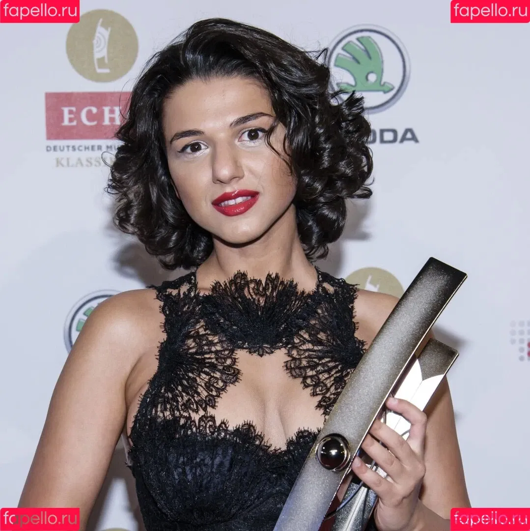 Khatia Buniatishvili Onlyfans Photo Gallery 