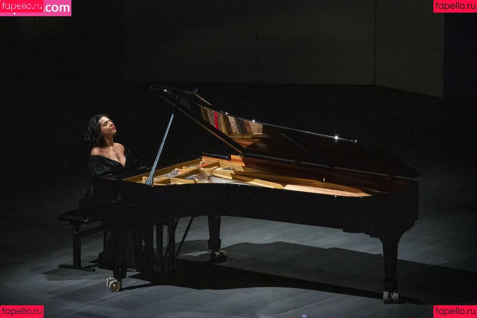 Khatia Buniatishvili Onlyfans Photo Gallery 