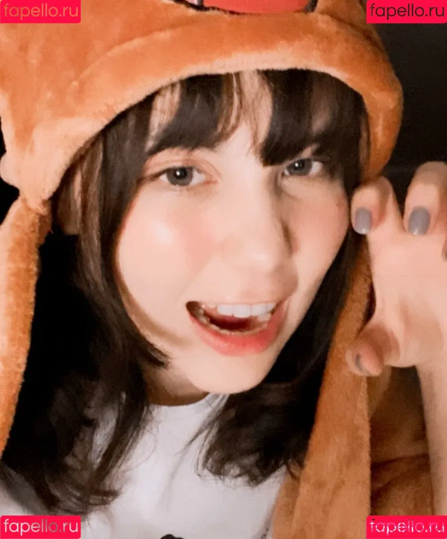 ASMR BlueKatie Onlyfans Photo Gallery 