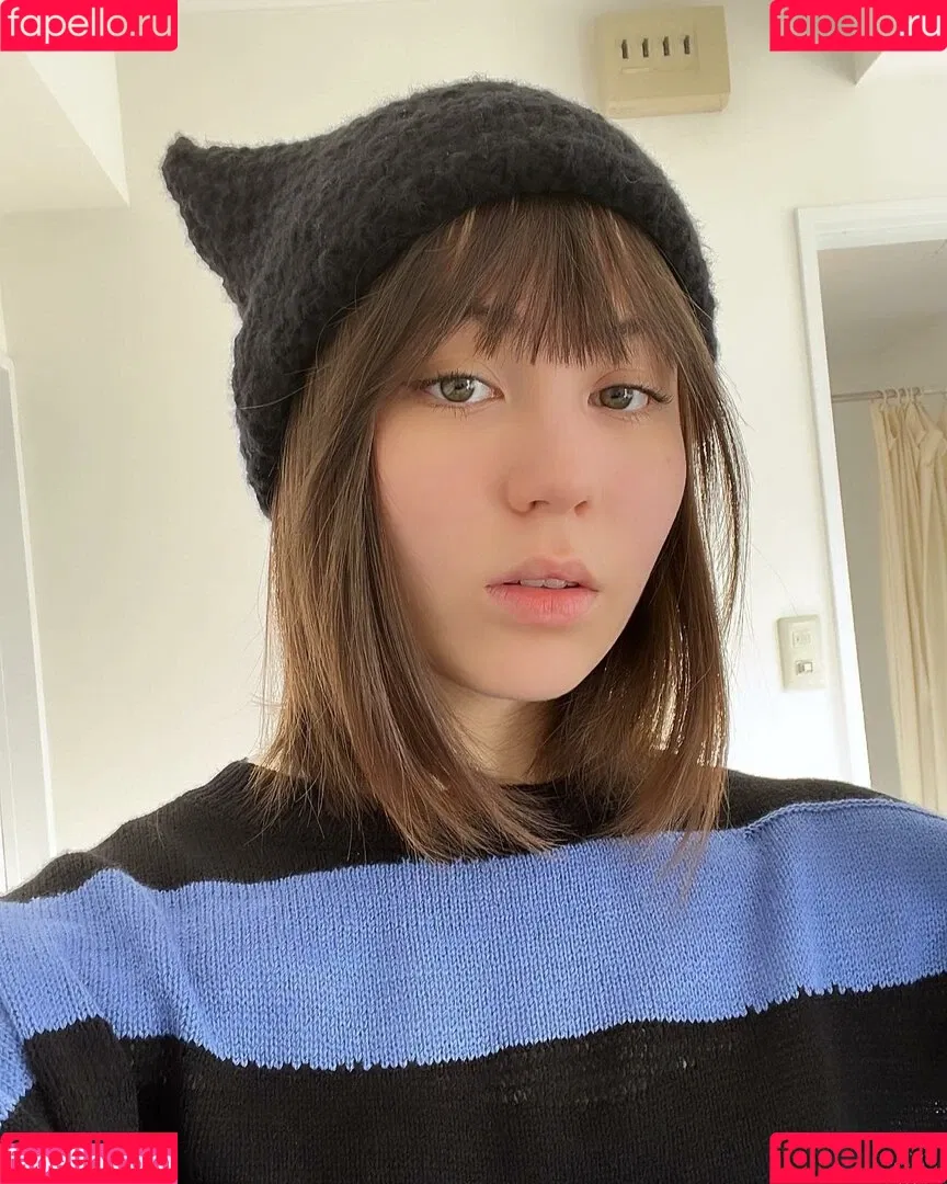 ASMR BlueKatie Onlyfans Photo Gallery 