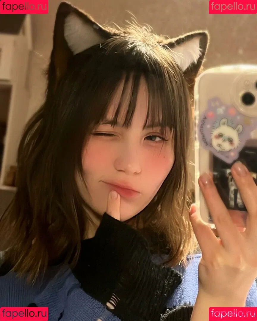 ASMR BlueKatie Onlyfans Photo Gallery 