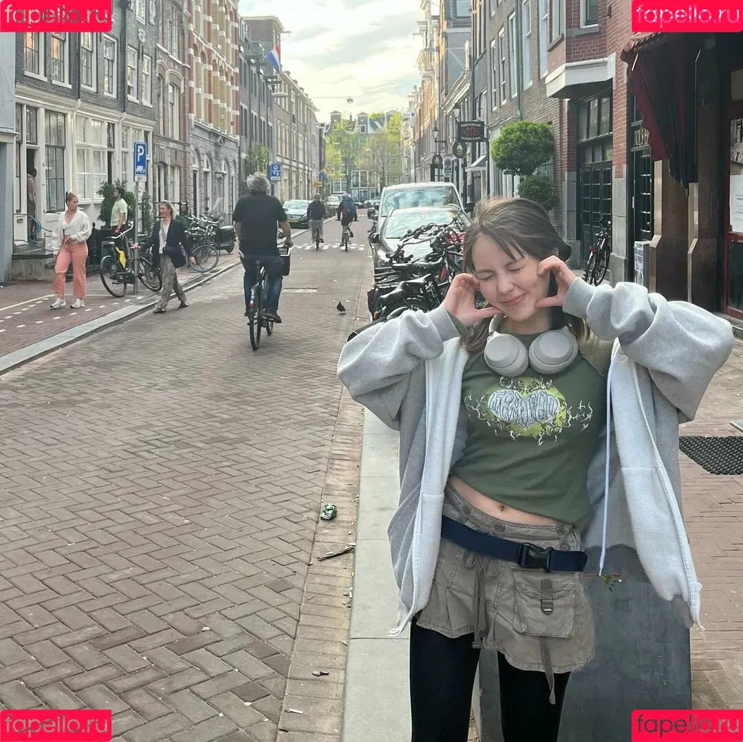 ASMR BlueKatie Onlyfans Photo Gallery 