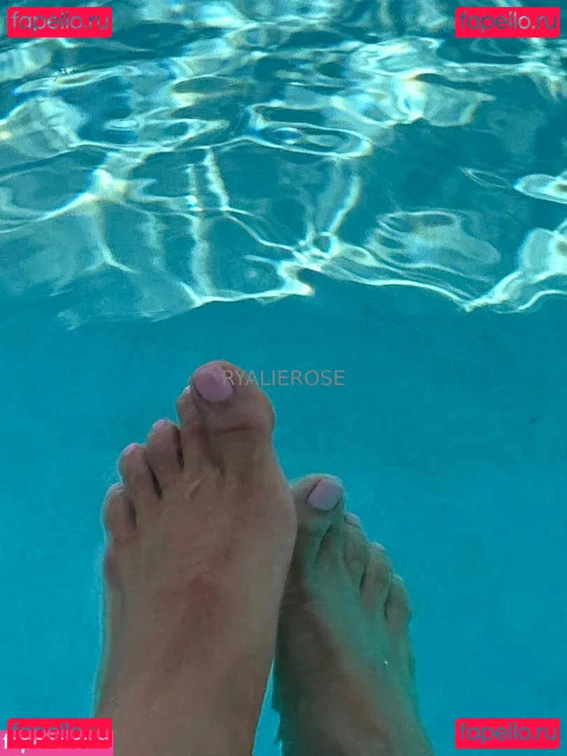 ryalierose Onlyfans Photo Gallery 