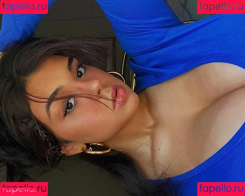 Amanda Sokos Onlyfans Photo Gallery 