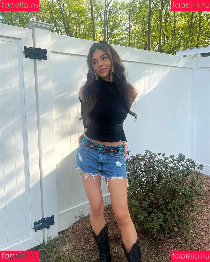 Amanda Sokos Onlyfans Photo Gallery 