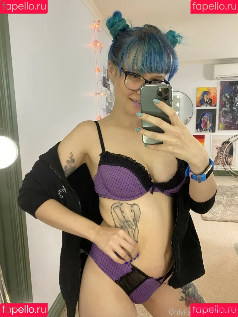 Heidiv Onlyfans Photo Gallery 