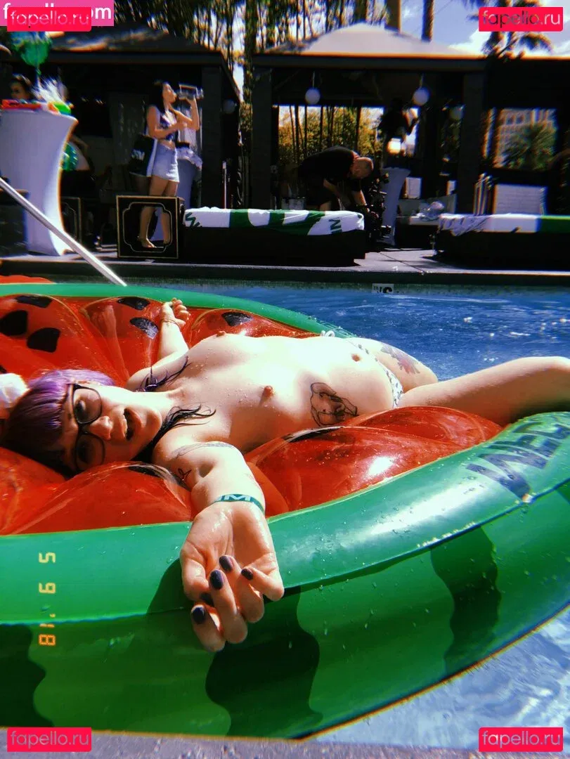 Heidiv Onlyfans Photo Gallery 