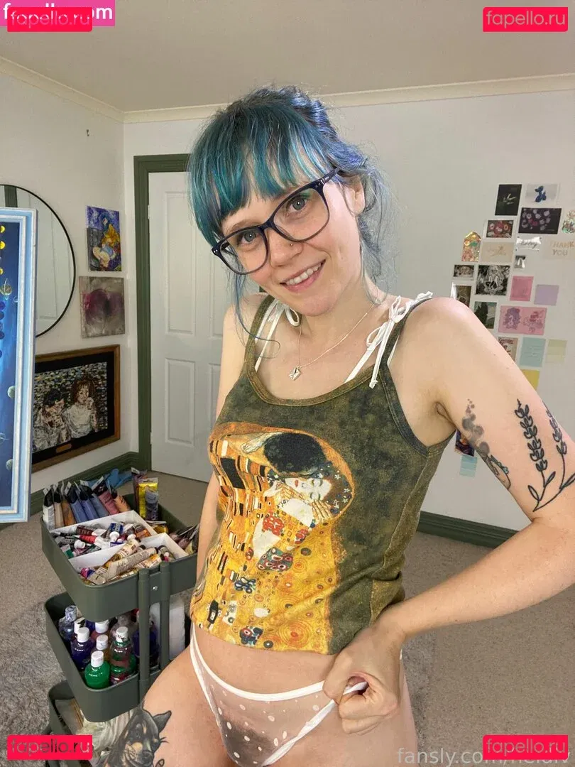 Heidiv Onlyfans Photo Gallery 