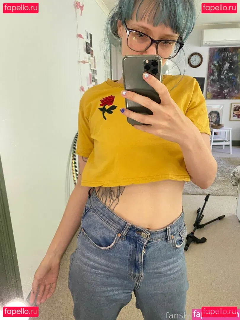 Heidiv Onlyfans Photo Gallery 