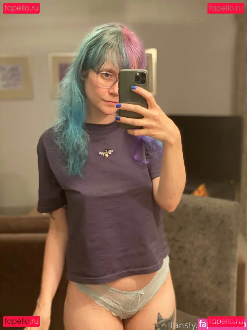 Heidiv Onlyfans Photo Gallery 