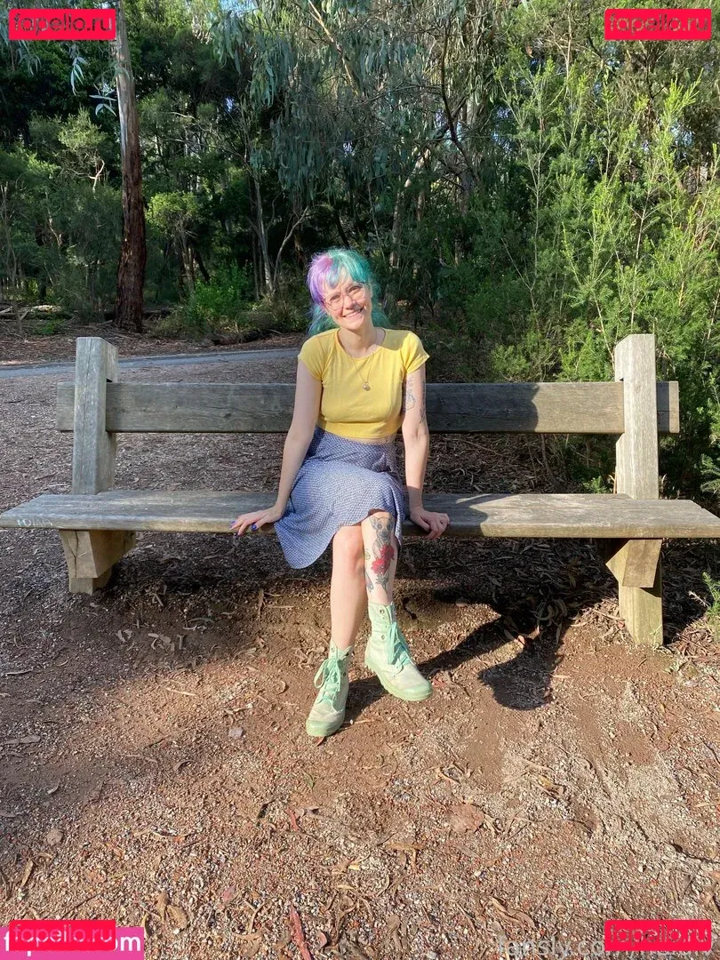 Heidiv Onlyfans Photo Gallery 