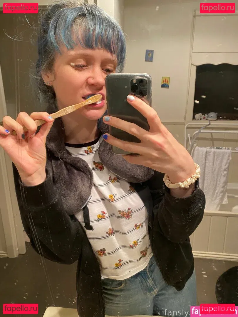 Heidiv Onlyfans Photo Gallery 