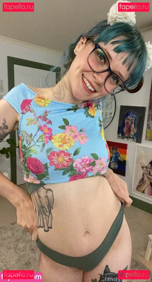 Heidiv Onlyfans Photo Gallery 