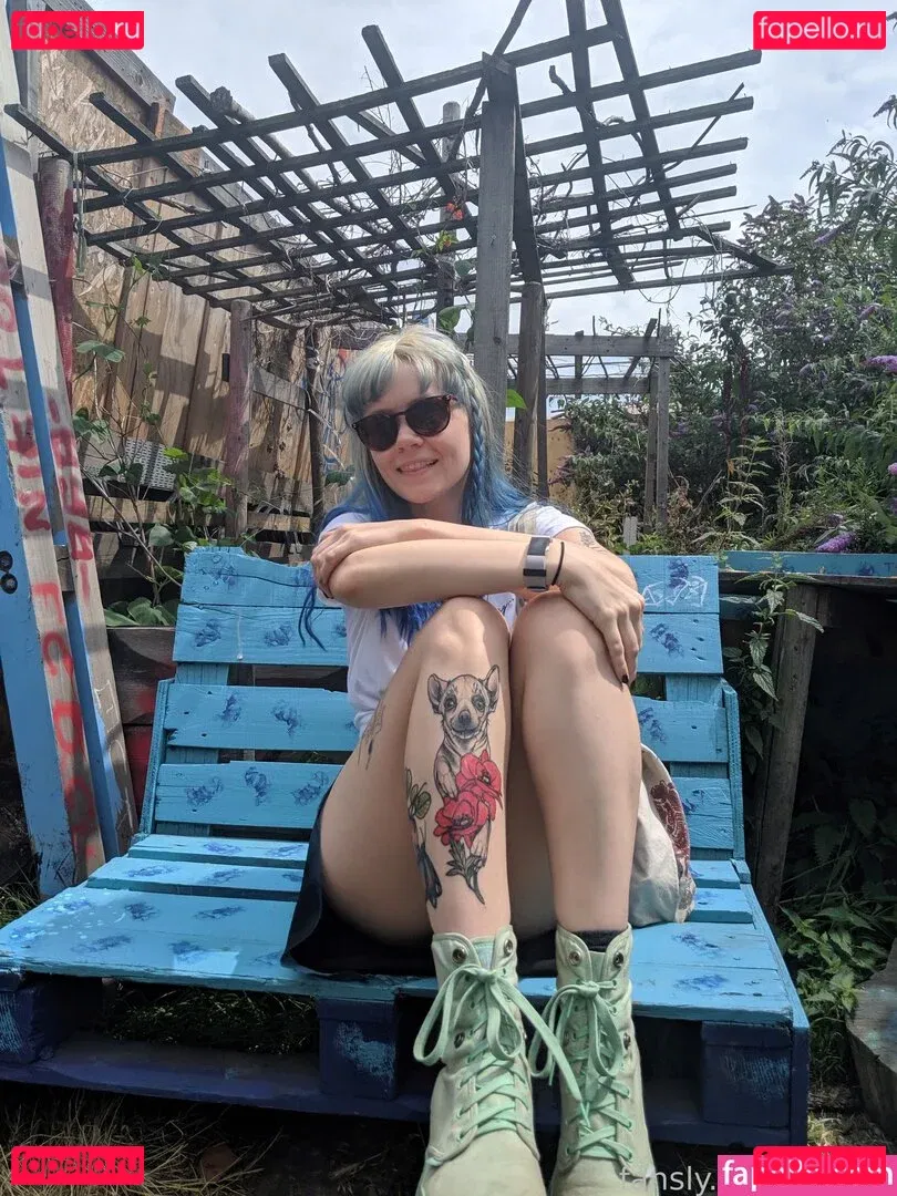 Heidiv Onlyfans Photo Gallery 