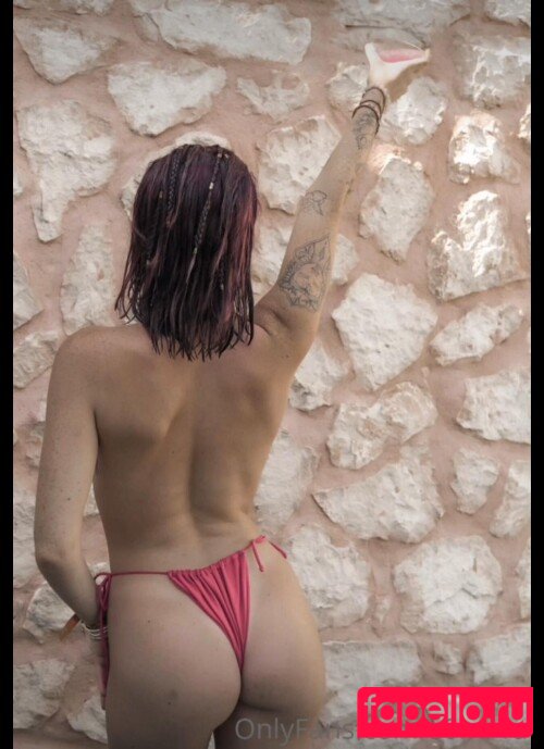 Maria Grensi Nude Onlyfans Photo 36