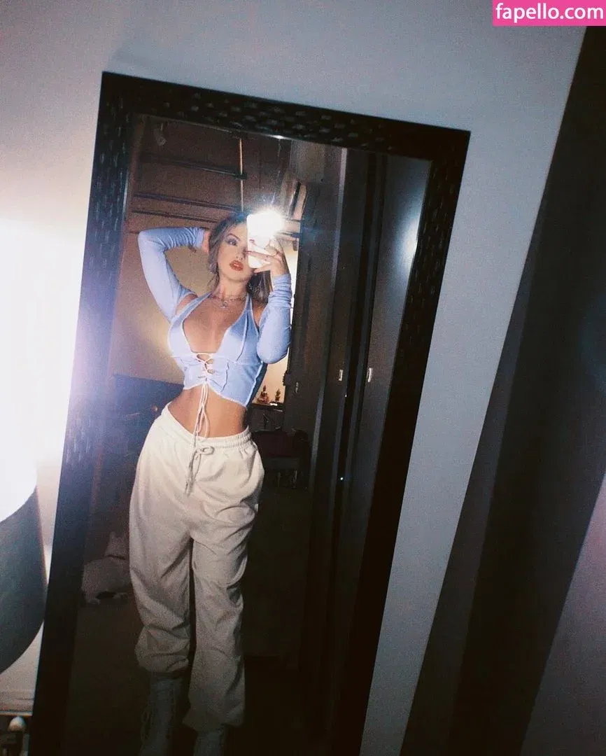 Carolina Fernandes Onlyfans Photo Gallery 