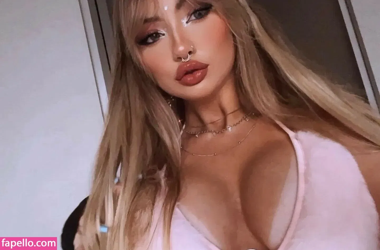 Carolina Fernandes Onlyfans Photo Gallery 