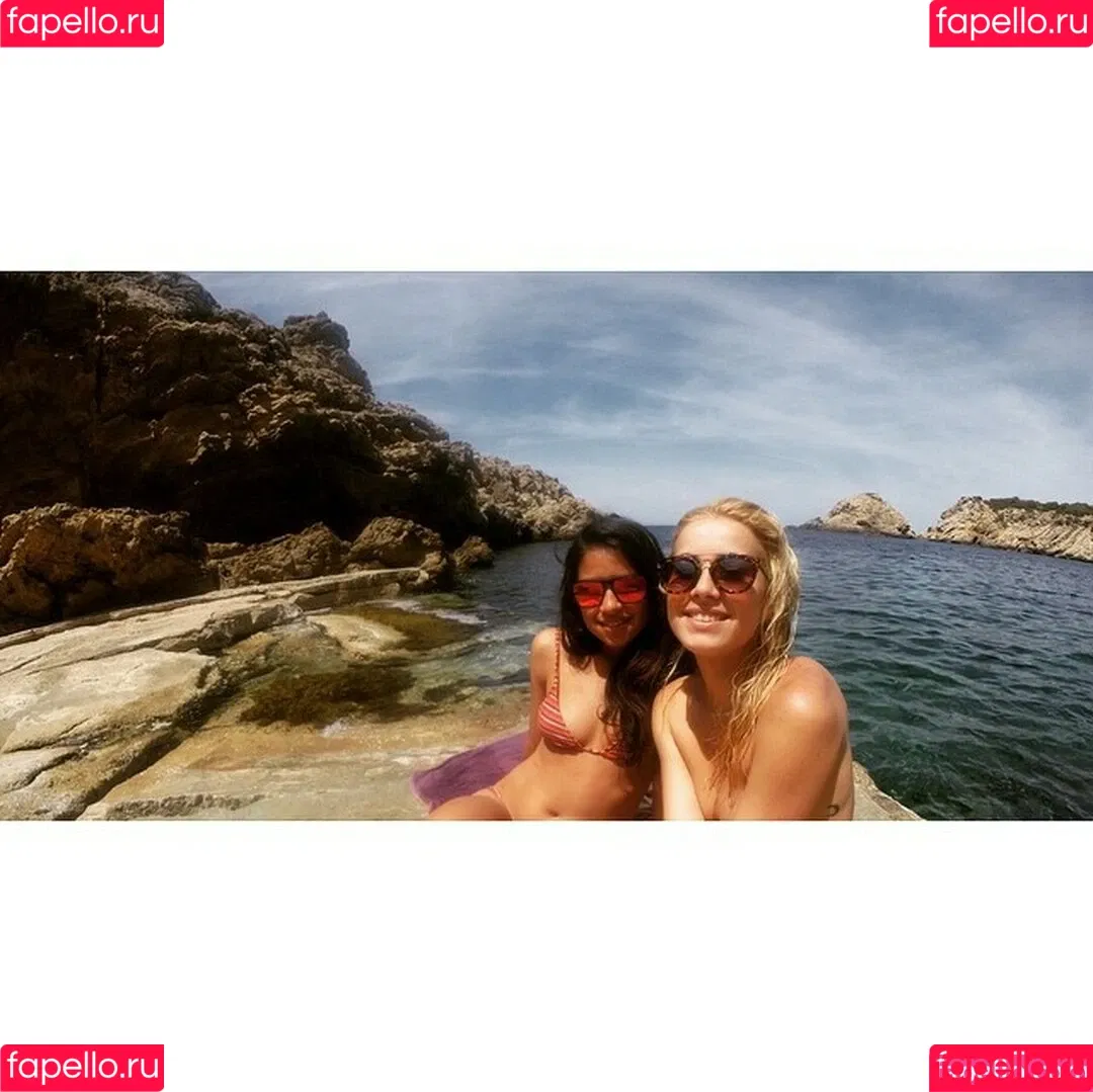 Catha23 Onlyfans Photo Gallery 