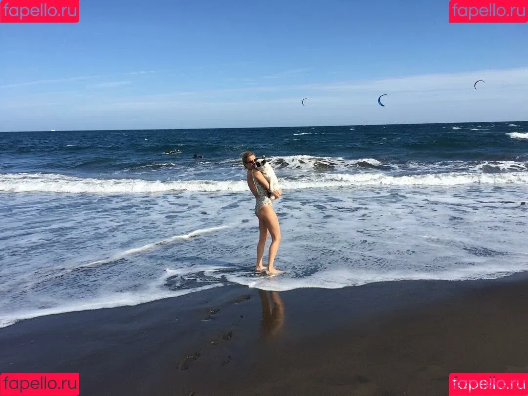 Catha23 Onlyfans Photo Gallery 