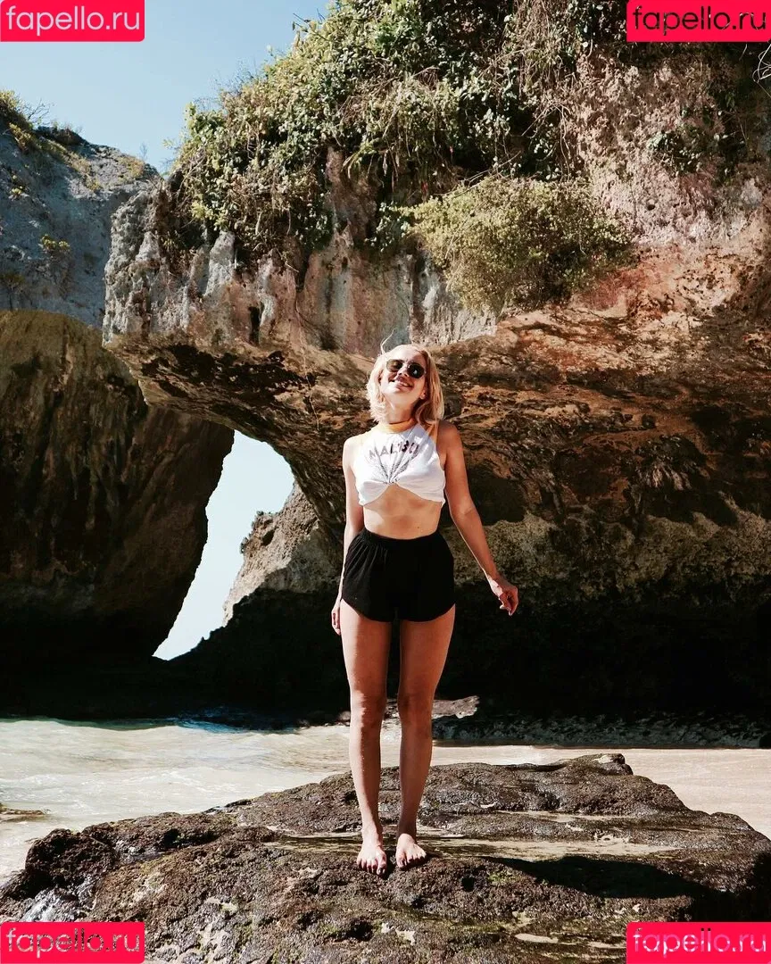 Catha23 Onlyfans Photo Gallery 