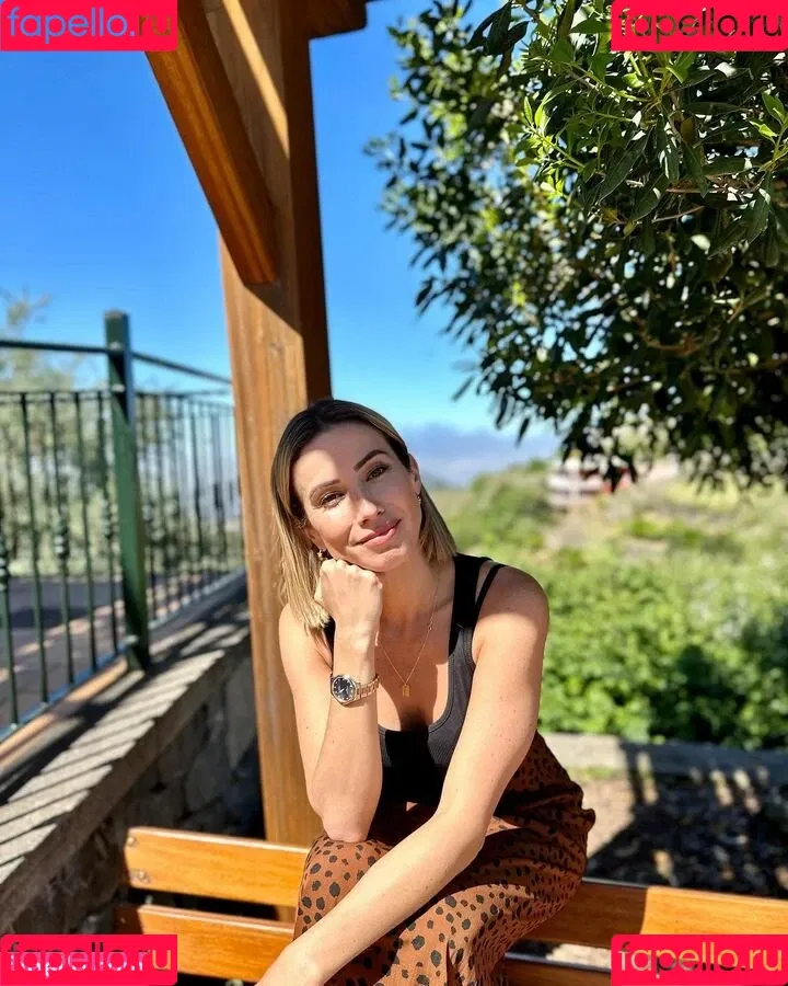 Catha23 Onlyfans Photo Gallery 