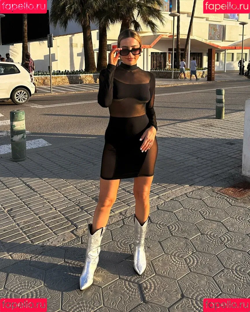 Catha23 Onlyfans Photo Gallery 
