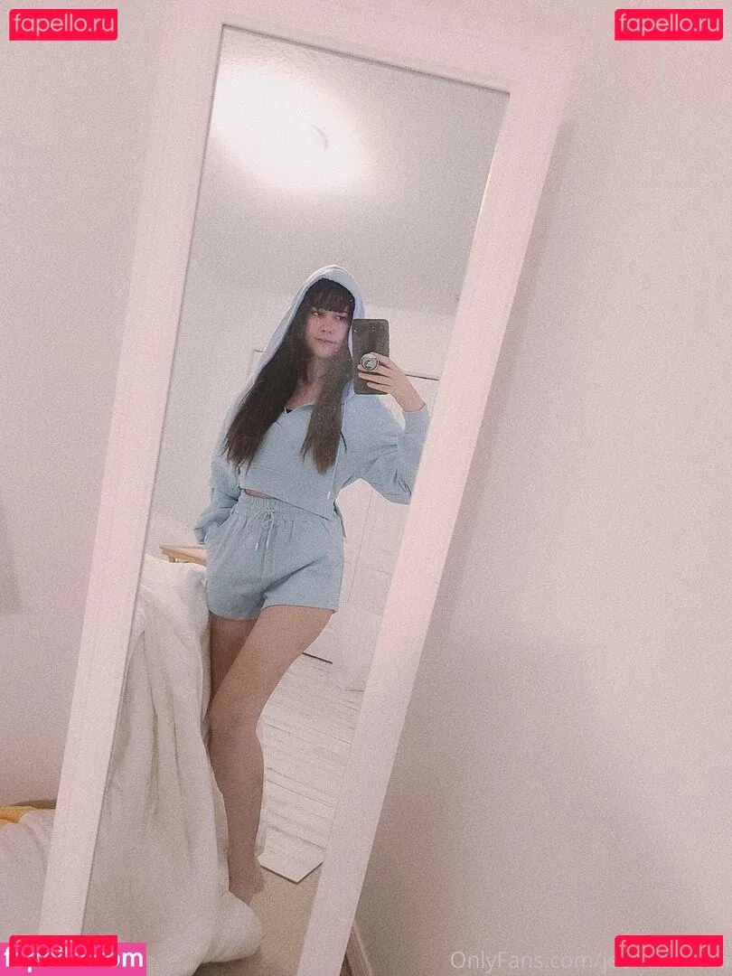 jeanwanwanfree Onlyfans Photo Gallery 