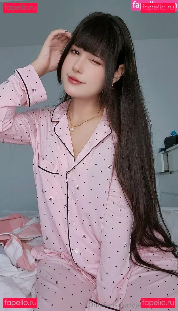 jeanwanwanfree Onlyfans Photo Gallery 