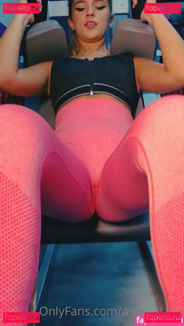 aSurfista Onlyfans Photo Gallery 