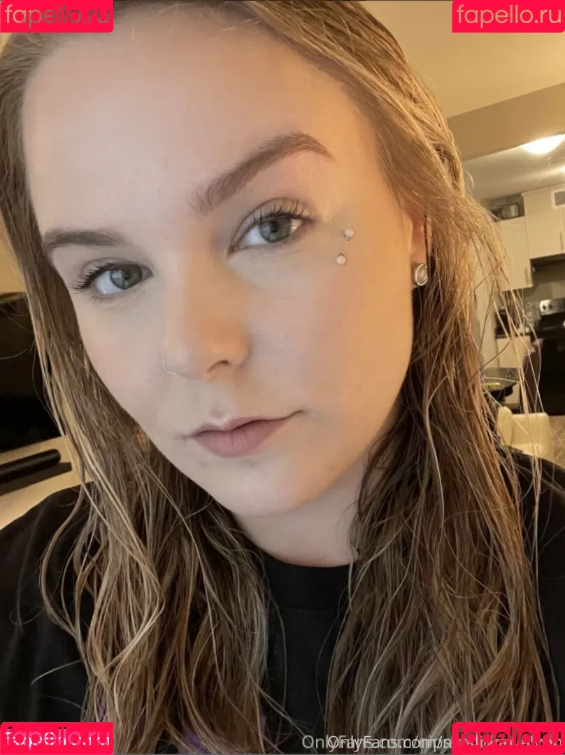 nipslipnovalynn Onlyfans Photo Gallery 