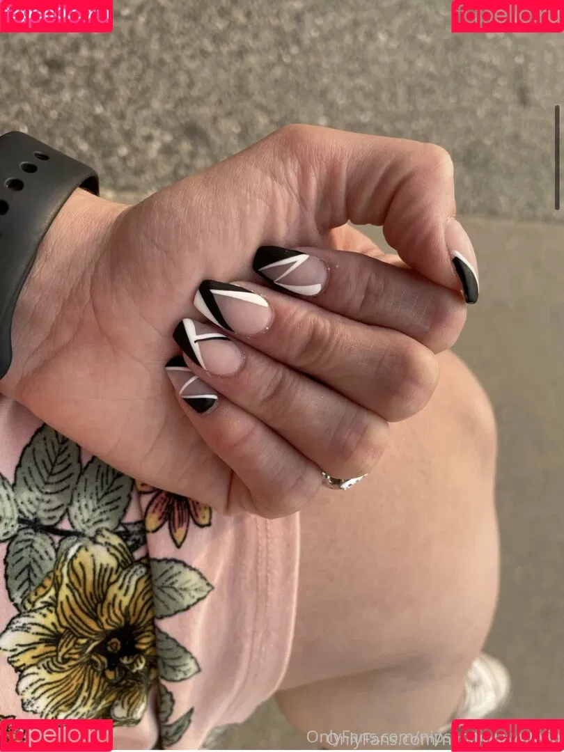 nipslipnovalynn Onlyfans Photo Gallery 