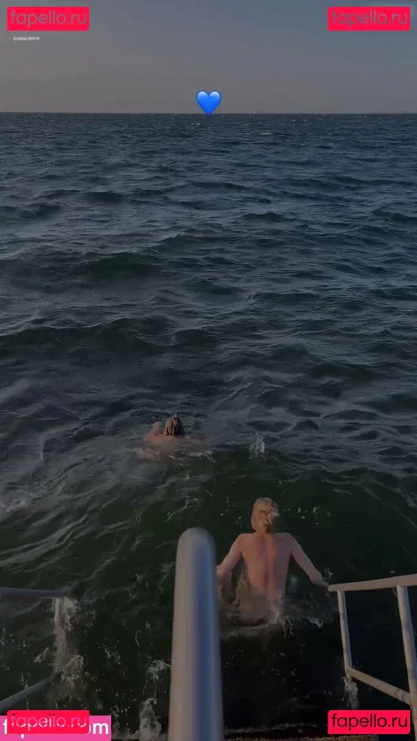 alarna Onlyfans Photo Gallery 