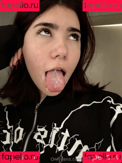 zoeistheprincess Onlyfans Photo Gallery 