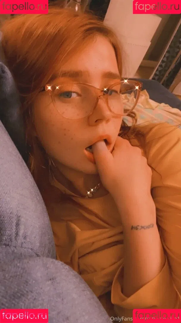 cutiepiealicevip Onlyfans Photo Gallery 