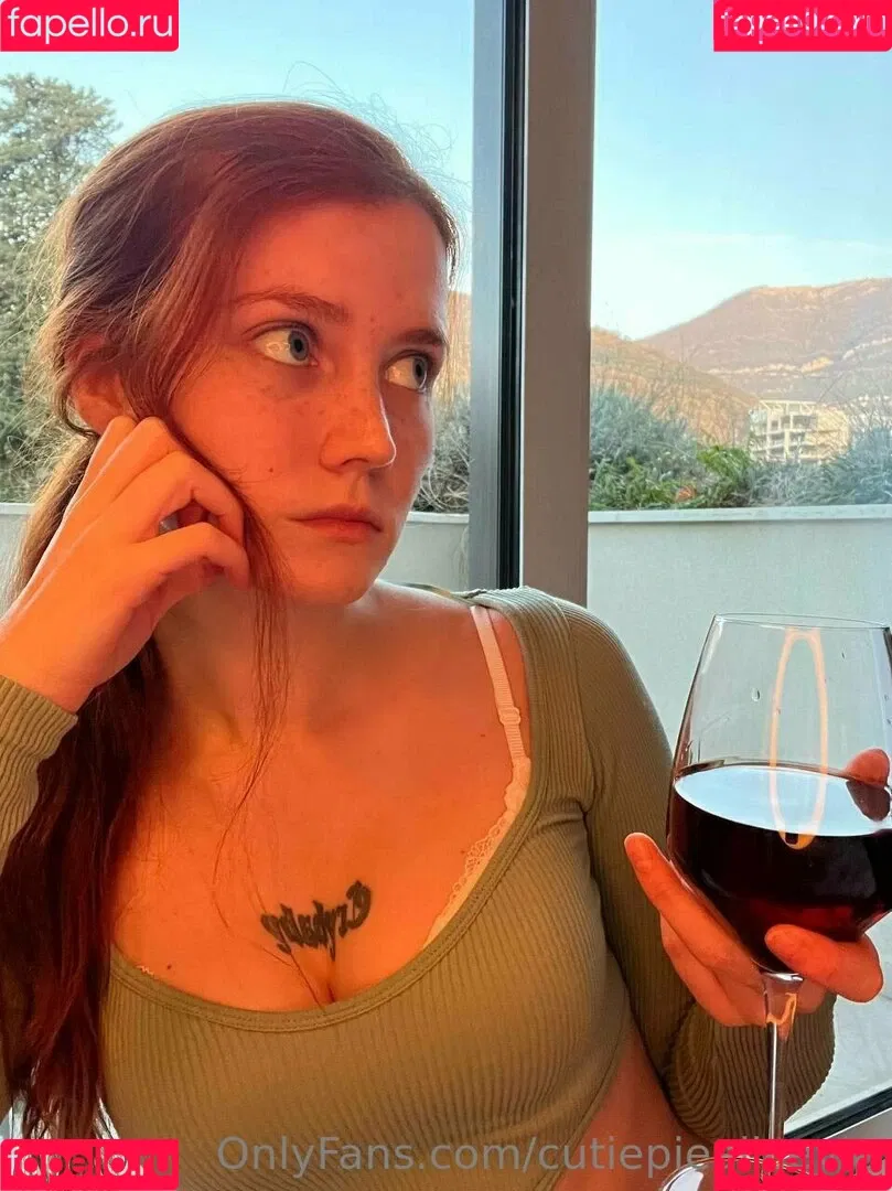 cutiepiealicevip Onlyfans Photo Gallery 