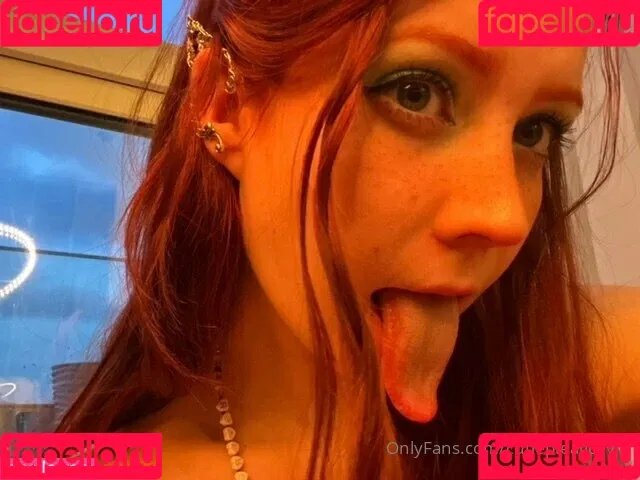 cutiepiealicevip Onlyfans Photo Gallery 