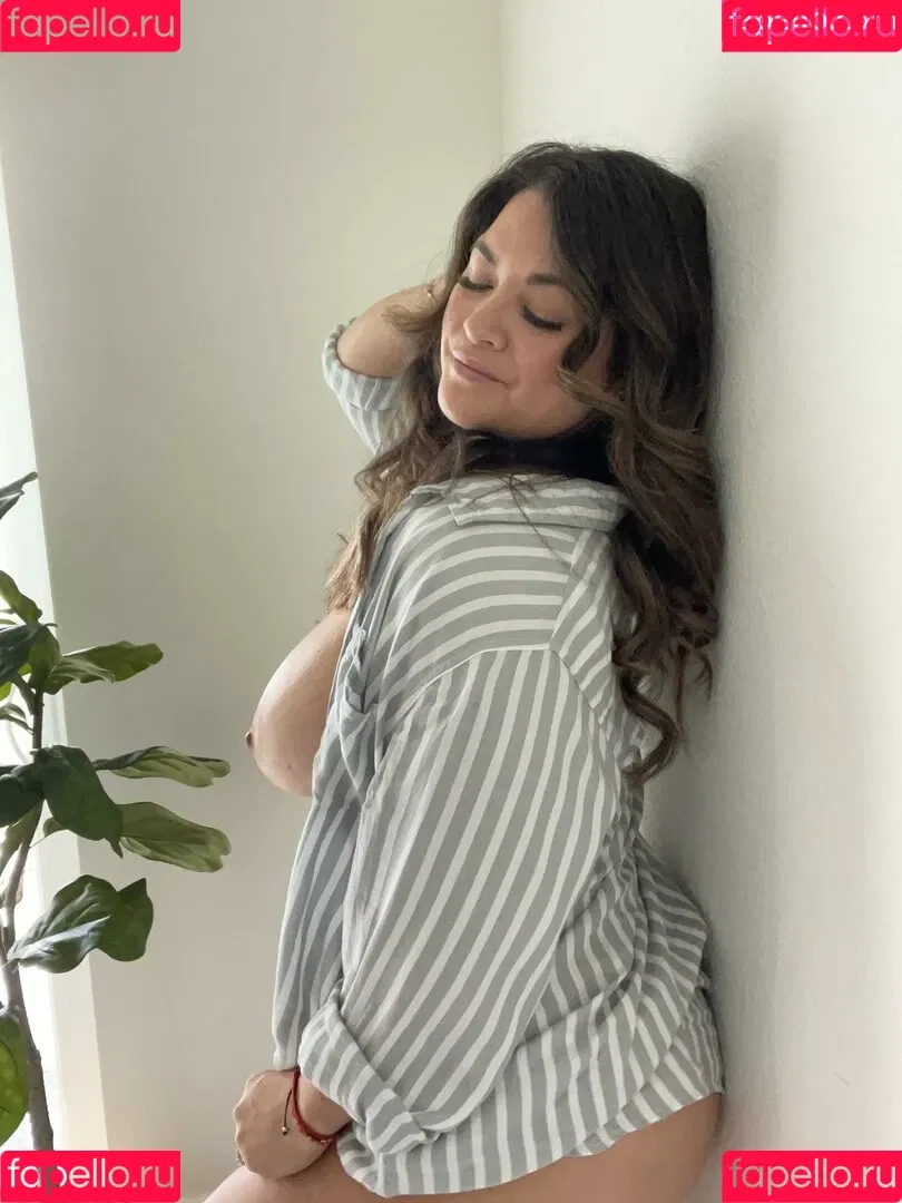 Bella Paz Onlyfans Photo Gallery 