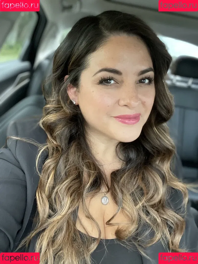 Bella Paz Onlyfans Photo Gallery 