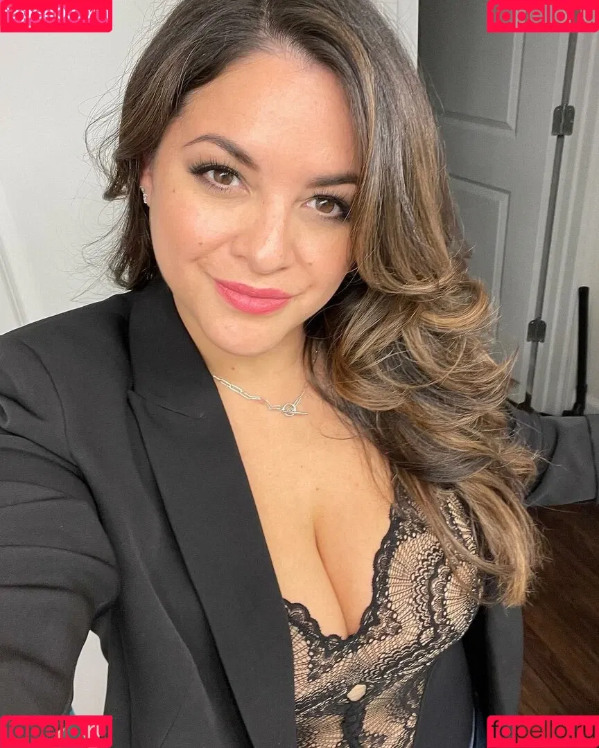 Bella Paz Onlyfans Photo Gallery 
