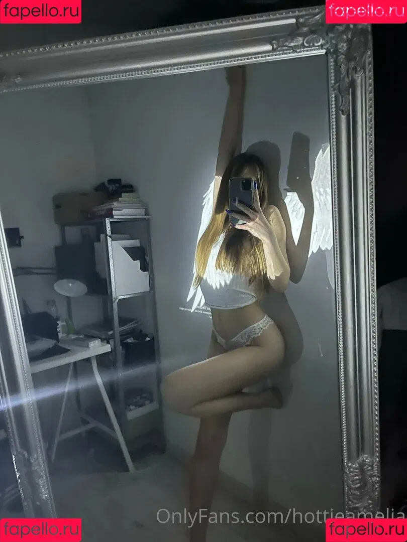 privateamelia Onlyfans Photo Gallery 