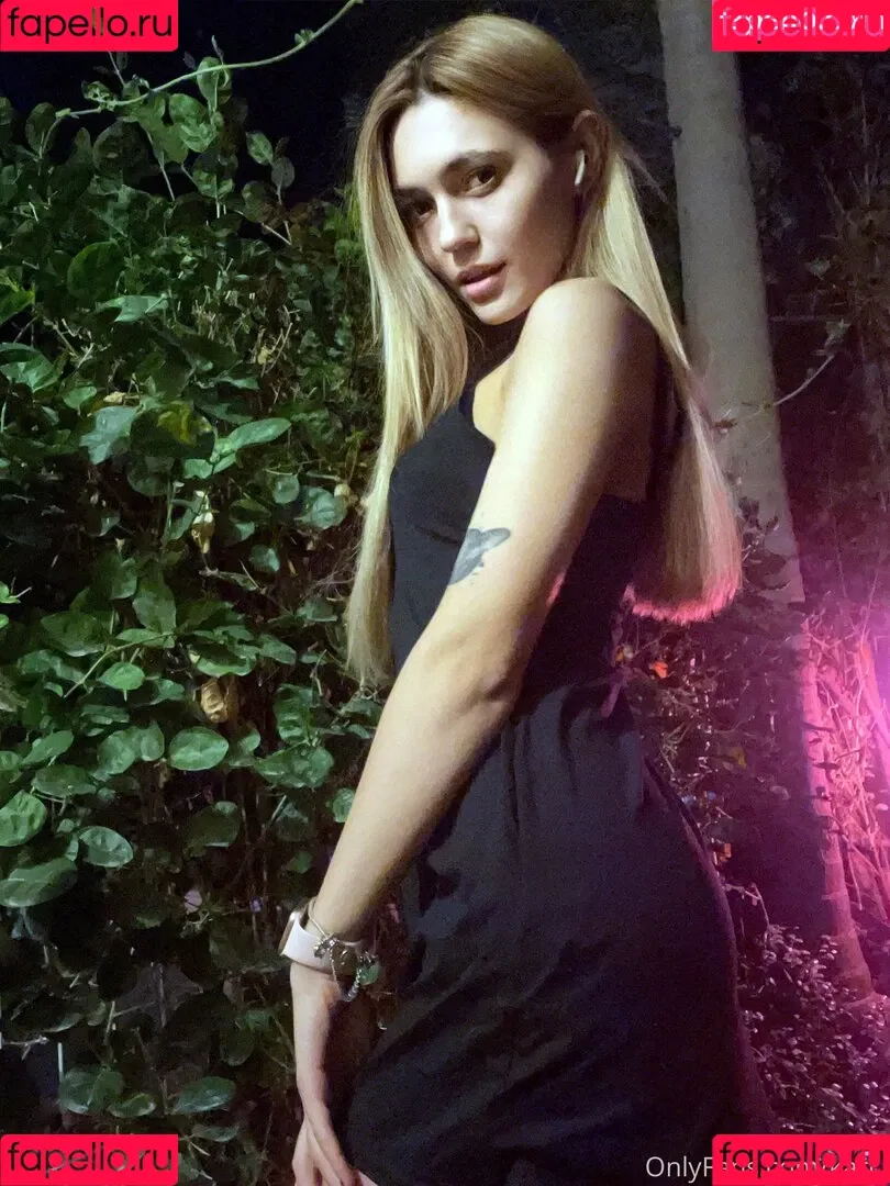 Kari.i Onlyfans Photo Gallery 