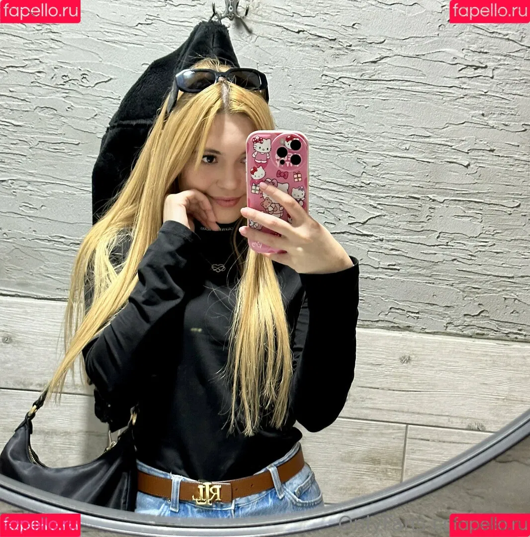 Kari.i Onlyfans Photo Gallery 