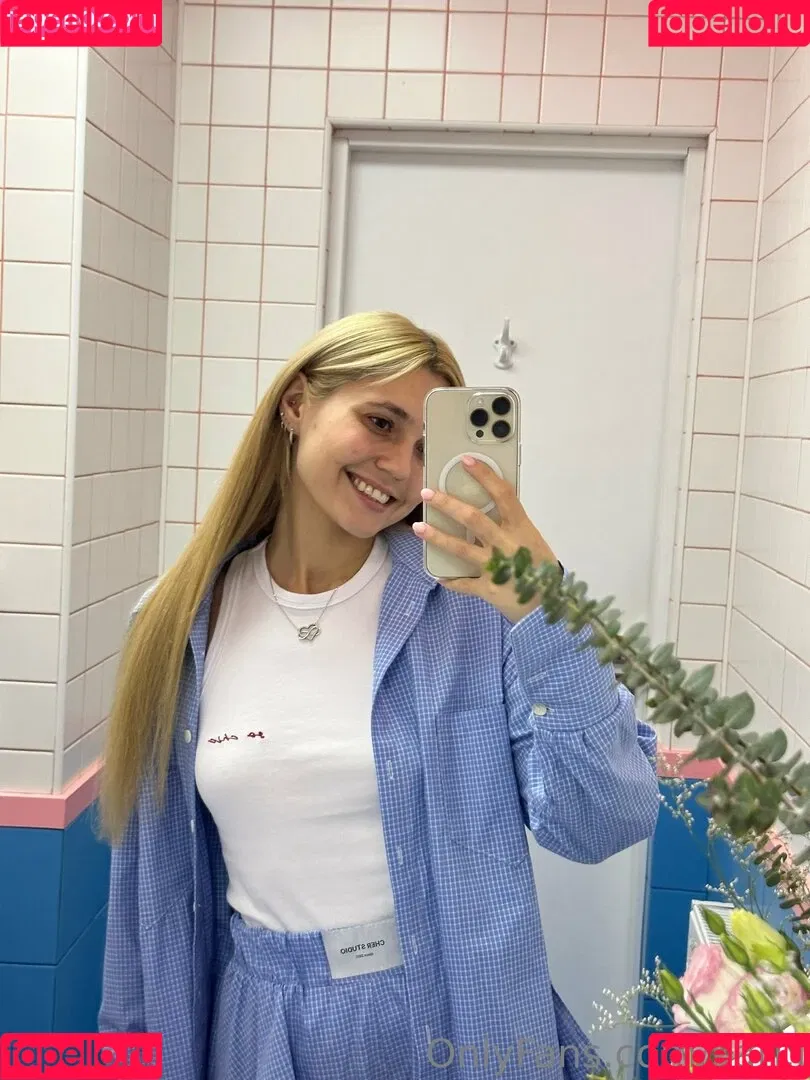 Kari.i Onlyfans Photo Gallery 