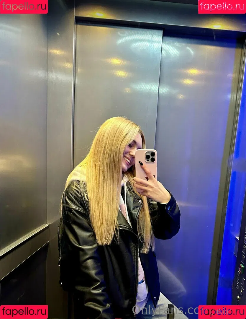 Kari.i Onlyfans Photo Gallery 