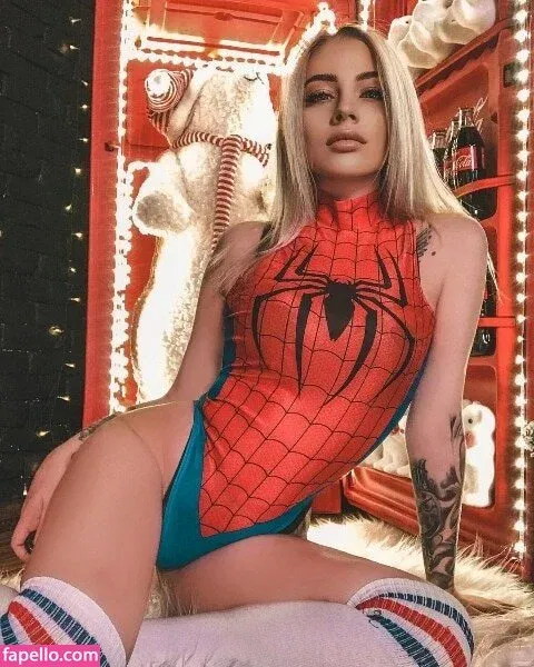 Kari.i Onlyfans Photo Gallery 